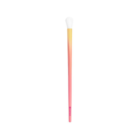 essence Brush It Like It's Art Blending Brush - 01 Blending Is Like Cardio For Artists