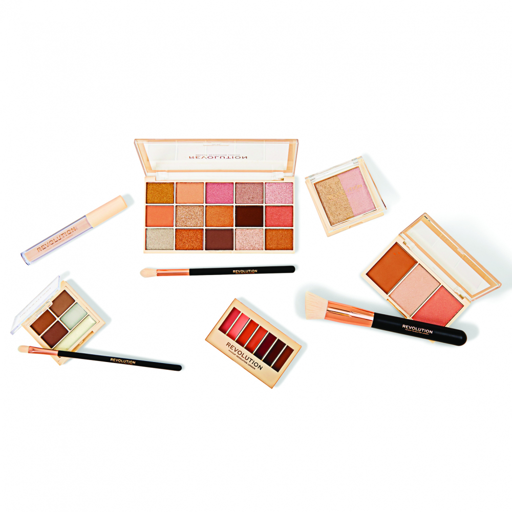 Revolution MakeupSet Ultimate Essentials PINK PANDA