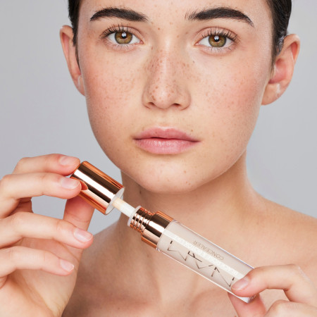 Nam BLACK ROSE & BOTOX LIKE CONCEALER 1C Swan